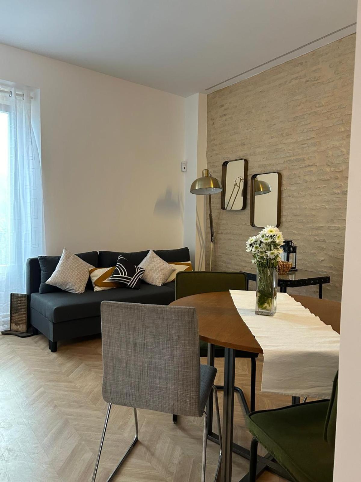Center Apartment Fully Eqquiped Opcional Breakfast Sevilla Kültér fotó