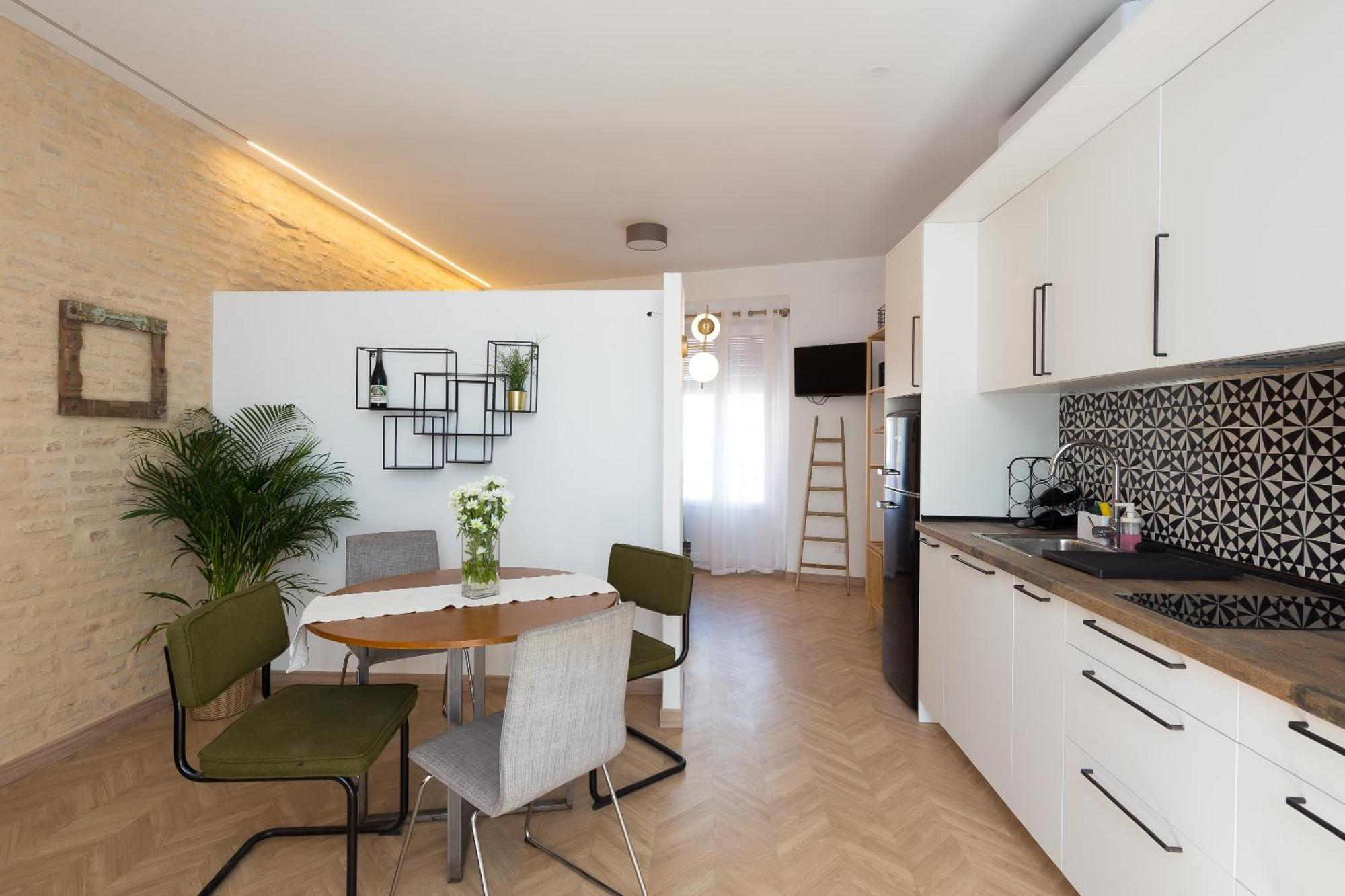 Center Apartment Fully Eqquiped Opcional Breakfast Sevilla Kültér fotó